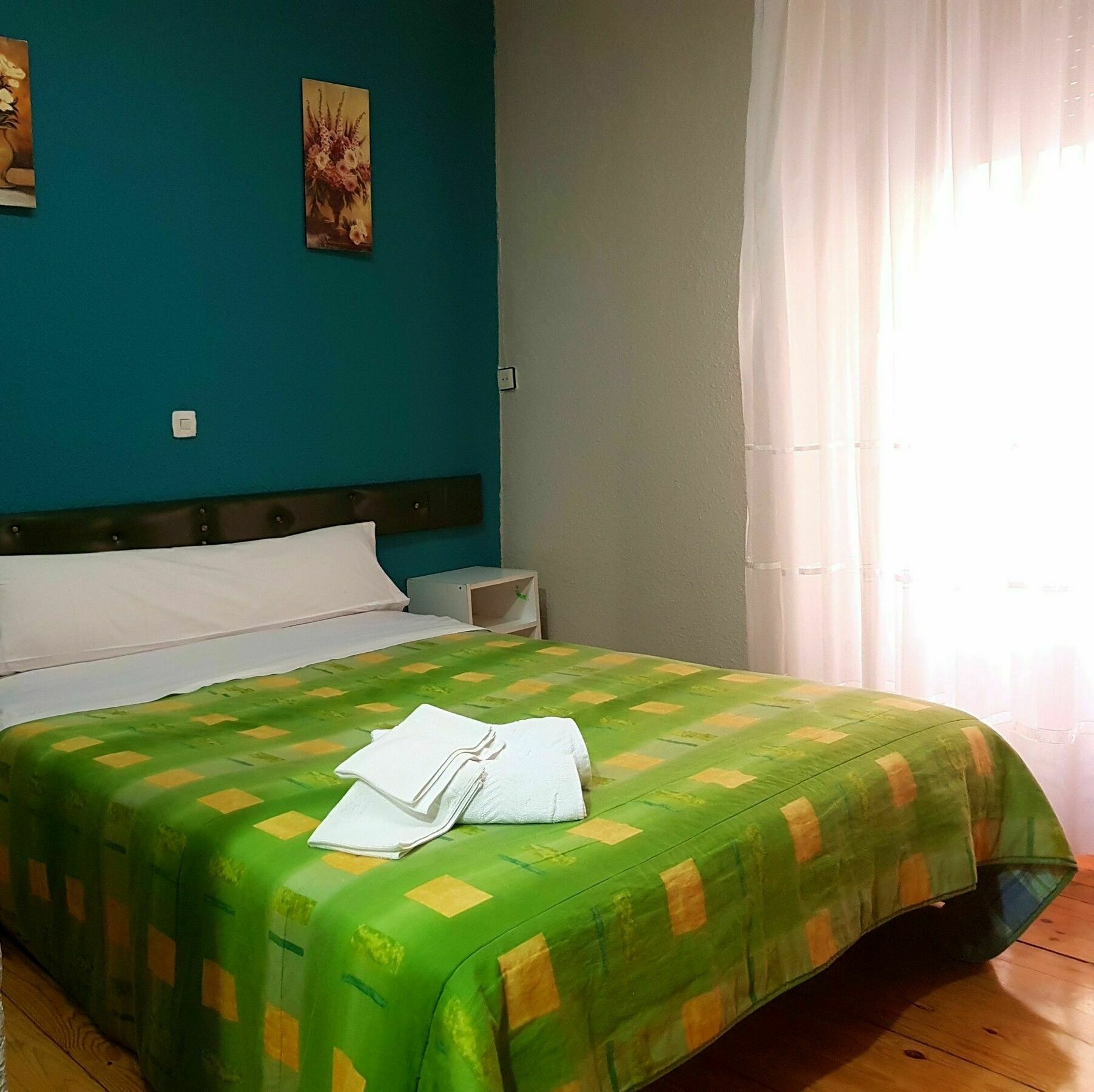 לאון Hostal Padre Isla 1 מראה חיצוני תמונה