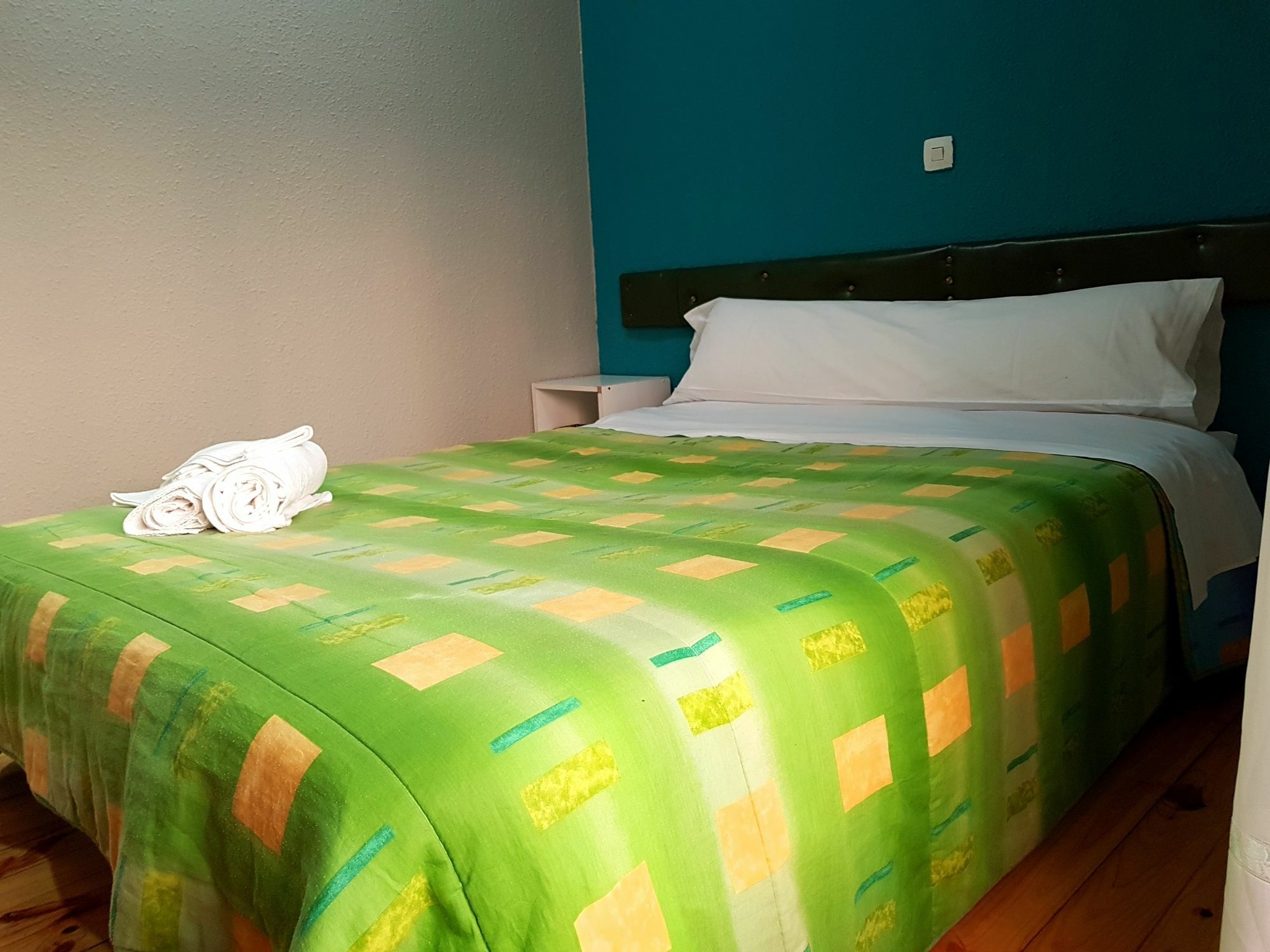לאון Hostal Padre Isla 1 מראה חיצוני תמונה