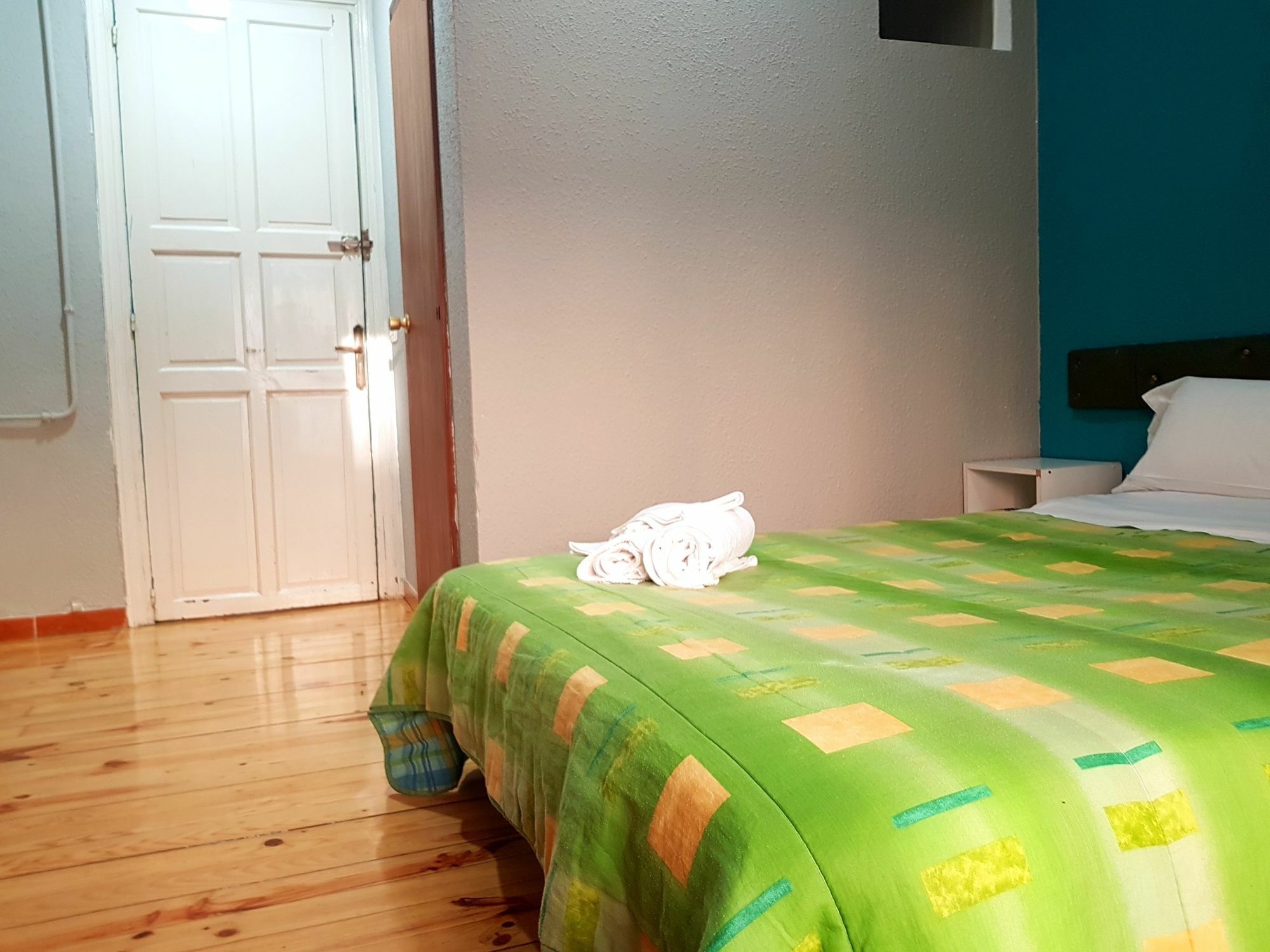 לאון Hostal Padre Isla 1 מראה חיצוני תמונה