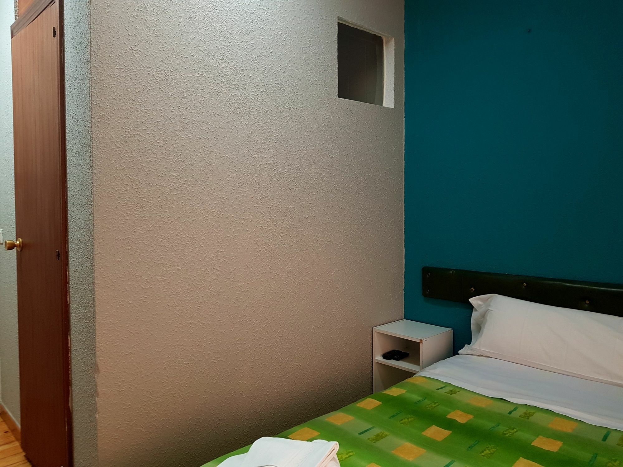 לאון Hostal Padre Isla 1 מראה חיצוני תמונה