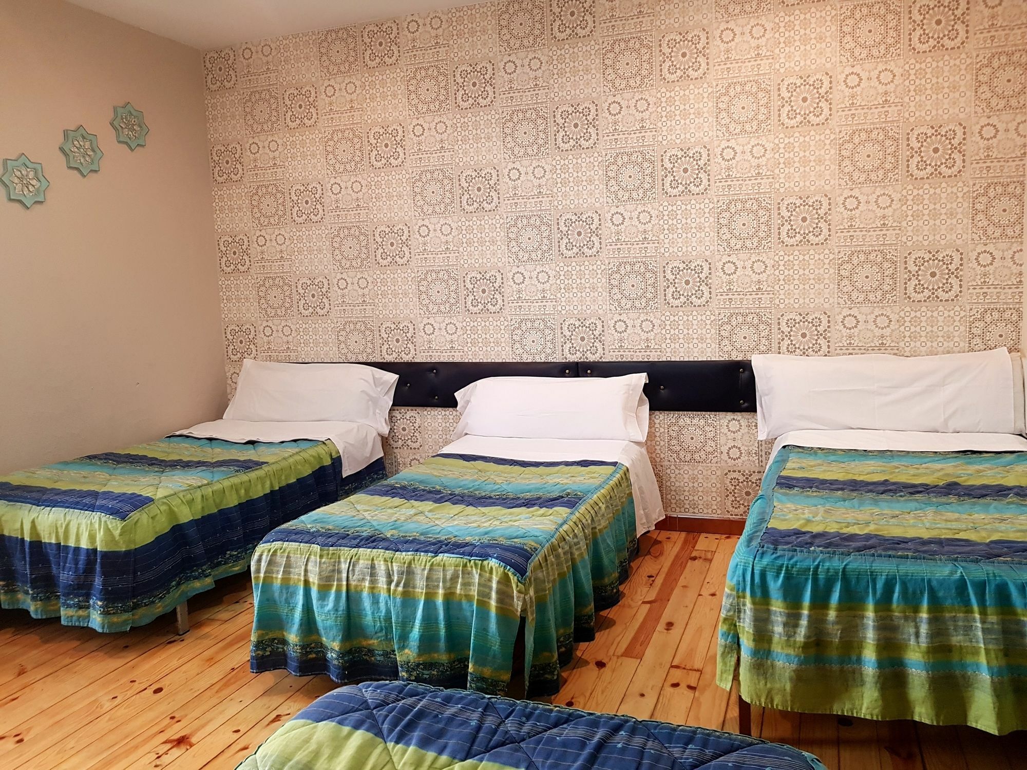לאון Hostal Padre Isla 1 מראה חיצוני תמונה