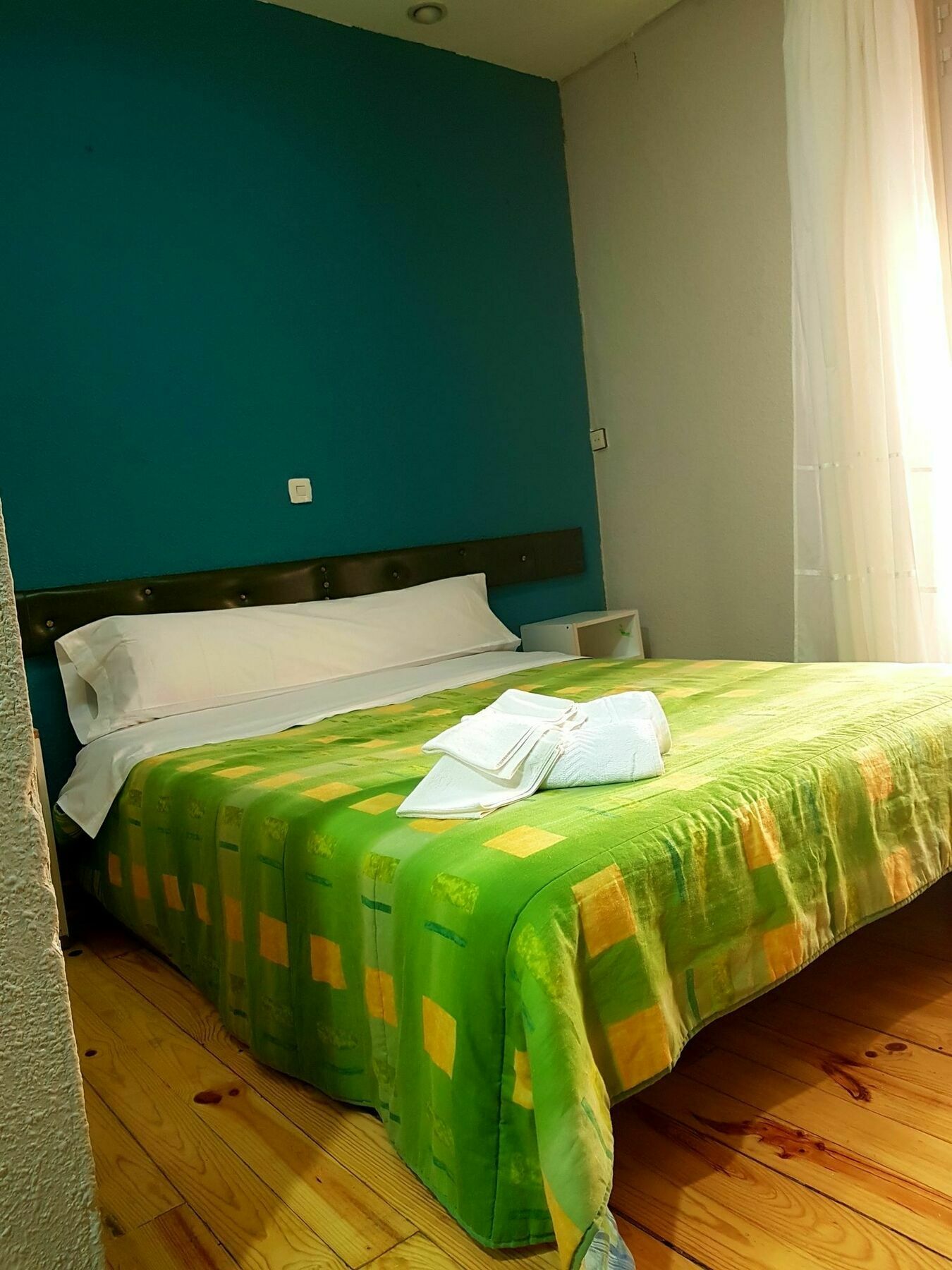 לאון Hostal Padre Isla 1 מראה חיצוני תמונה