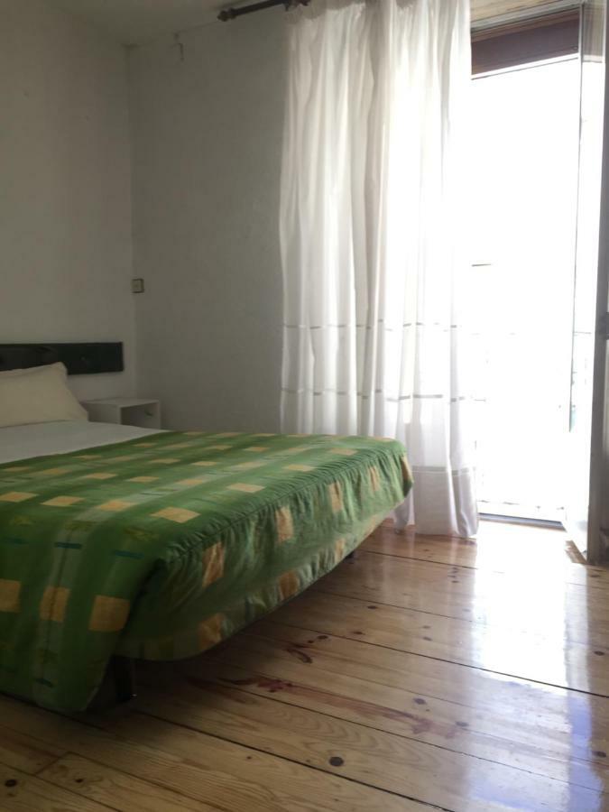 לאון Hostal Padre Isla 1 מראה חיצוני תמונה